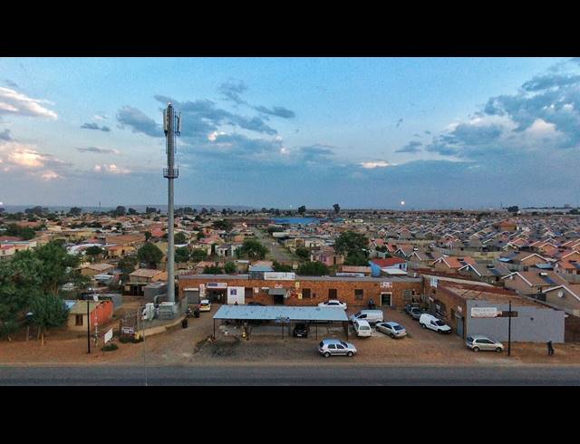 1,175M² BUSINESS FOR SALE IN WINDMILL PARK